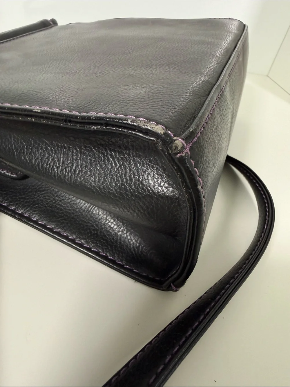 Vintage Esprit Black Top Handle Crossbody Purse with Purple Contrast Stitching